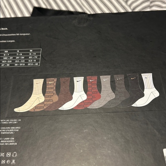 Nike Boys Cushioned Crew Socks 9-Pack - Multicolor - Picture 8 of 12